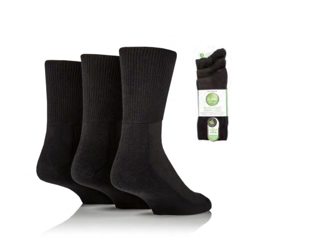 Men’s IOMI Cushion Foot bamboo diabetic socks in black – 3 pair pack