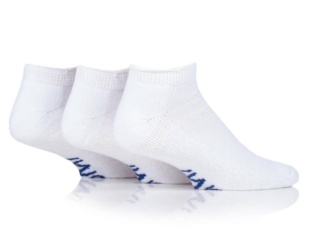 Men’s IOMI diabetic trainer socks in white – 3 pair pack